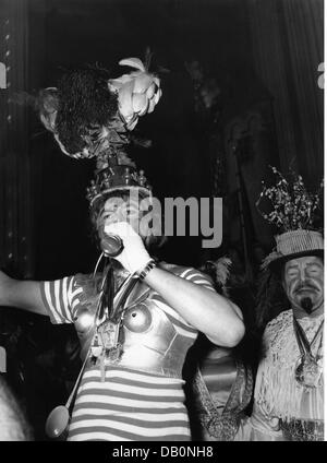 festivities, carnival, feast of the 'Damische Ritter' corporation, costumed guest, Löwenbräukeller, Munich, 1957, Additional-Rights-Clearences-Not Available Stock Photo