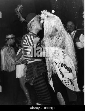 festivities, carnival, feast of the 'Damische Ritter' corporation, costumed couple dancing, Löwenbräukeller, Munich, 1957, Additional-Rights-Clearences-Not Available Stock Photo