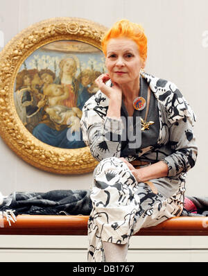 Britsh fashion designer Vivienne Westwood poses at an art gallery of ...
