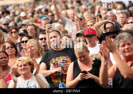 Prescott, AZ, USA. 21st July, 2013. Thousands of people pack the streets during 'Prescott Strong' in Prescott, Arizona. The 8 hour concert benefit honored the 19 Granite Mountain Hotshots killed in the Yarnell fire. Credit:  Krista Kennell/ZUMAPRESS.com/Alamy Live News Stock Photo