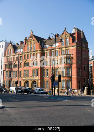 The Lister Hospital, Chelsea Bridge Road in Chelsea London UK Stock Photo