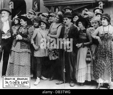 Charlie Chaplin - CHARLOT A DOG'S LIFE First National Pictures, 1918. Directed by Charlie Chaplin Stock Photo