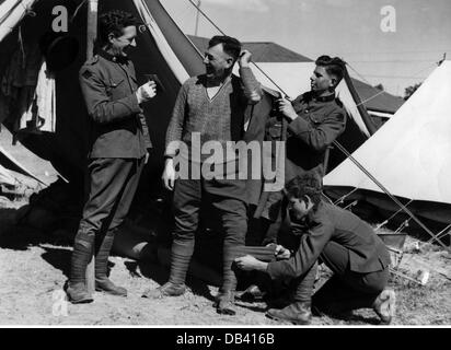 military, Australia, army, circa 1940, Additional-Rights-Clearences-Not Available Stock Photo