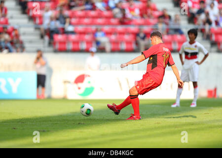 Nagoya, Japan. 22nd , 2013. Dragan Stojkovic (Grampus OB) Football / Soccer : Dragan Stojkovic takes a penalty kick and scores a goal during the Nagoya Grampus Legend Match at Toyota Stadium in Nagoya, Japan . Credit:  Kenzaburo Matsuoka/AFLO/Alamy Live News Stock Photo