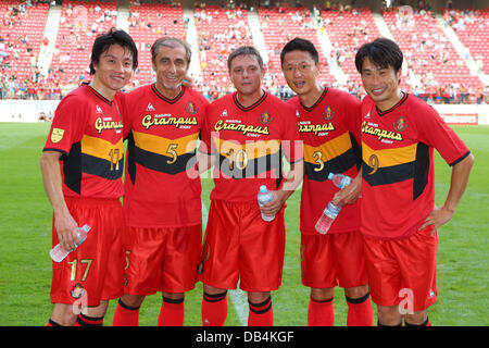 Nagoya, Japan. 22nd , 2013. (L-R) Takashi Hirano, Bosko Djurovski, Dragan Stojkovic, Go Oiwa, Shigeyoshi Mochizuki (Grampus OB) Football / Soccer : Nagoya Grampus Legend Match at Toyota Stadium in Nagoya, Japan . Credit:  Kenzaburo Matsuoka/AFLO/Alamy Live News Stock Photo