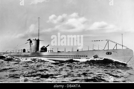 Nazism / National Socialism military, navy, submarines, U-35, Type VII A, commissioned on 3.11.1936, scuttled on 19.11.1939, at sea, circa 1937, Uboats, U-boats, U boats, Uboat, U-boat, boat, submarine, Third Reich, German Reich, navy, Second World War, WWII, water, Germany, navigation, 20th century, historic, historical, 1930s, Wehrmacht, Additional-Rights-Clearences-Not Available Stock Photo
