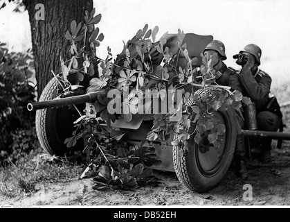 Anti-tank gun position of the Wehrmacht on the Eastern Front, 1941 ...