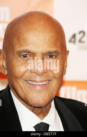 Harry Belafonte Celebrities attend the Lincoln Center Film Society's 2011 Chaplin Award Gala Honoring Sidney Poitier at Lincoln Center New York City, USA – 02.05.11 Stock Photo