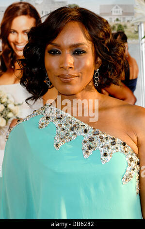 Angela Bassett Los Angeles premiere of 'Jumping The Broom' held at the ArcLight Cinema in Hollywood Los Angeles, California - 04.05.11 Stock Photo