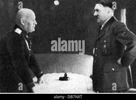 Hitler, Adolf, 20.4.1889 - 30.4.1945, German politician (NSDAP), Chancellor of the Reich 30.1.1933 - 30.4.1945, visit to Italy, 3. - 9.5.1938, meeting with Prime Minister Benito Mussolini at the Brenner, 22.6.1939, Stock Photo