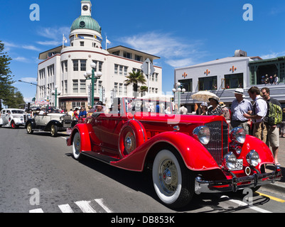 dh Art Deco weekend NAPIER NEW ZEALAND People 1930s classic vintage car Marine parade Dome cars festival