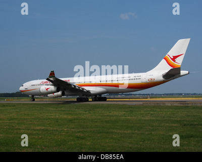 PZ-TCP Surinam Airways Airbus A340-311 - cn 049 6 Stock Photo