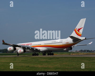 PZ-TCP Surinam Airways Airbus A340-311 - cn 049 8 Stock Photo