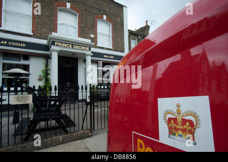 London, UK. 25th July 2013. The Duke and Duchess of Cambridge name their son  George Alexander Louis. The title of the third in line to the throne will be HRH Prince George of Cambridge and be known as Prince George Credit:  amer ghazzal/Alamy Live News Stock Photo