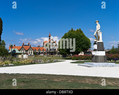 dh Government gardens ROTORUA NEW ZEALAND Fred Wylie memorial statue South African Boer War and Old bath house museum north island