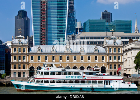 The Old Billingsgate Fish Market and The City of London Skyline, London, England Stock Photo