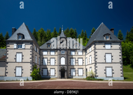 The house of the Country Nature Reserve of the Auvergne volcanoes. La maison du Parc Naturel Régional des volcans d'Auvergne. Stock Photo