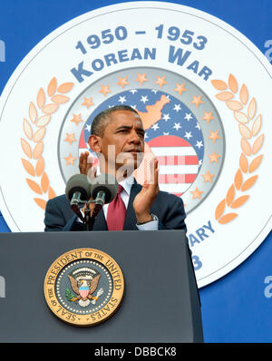 Washington DC, USA. 27th July 2013. United States President Barack Obama delivers remarks marking the 60th Anniversary of the Korean War Armistice at the Korean War Veterans Memorial in Washington, D.C Credit: Ron Sachs / Pool via CNP Credit:  dpa picture alliance/Alamy Live News Stock Photo