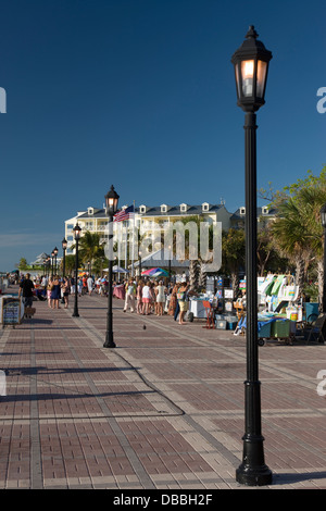 ART MARKET STALLS MALLORY SQUARE OLD TOWN HISTORIC DISTRICT KEY WEST FLORIDA USA Stock Photo