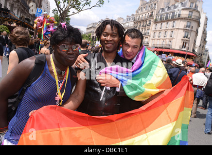 Bizarre Love Triangle at Maxim's, Paris - LGBT gay dance party in Paris -  Travel Gay