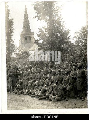 this-image-depicts-indian-soldiers-from-the-pre-1900-era-highlighting