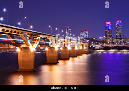 Han River and Bridge in Seoul, South Korea. Stock Photo