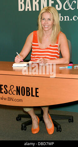 Chelsea Handler signs copies of her new book 'Lies Chelsea Handler Told Me' at at Barnes & Noble 5th Avenue Store New York City, USA - 21.05.11 Stock Photo