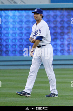 Los Angeles Dodgers' Andre Ethier watches his two-run home run off ...