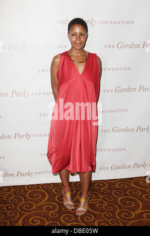 Leslie Parks Gordon Parks Foundation Awards Dinner and Auction Honoring, Arianna Huffington, Spike Lee, Karl Lagerfeld,Sir,Ken Robinson, Stephanie Winston Wolkoff taking place at The Gotyham Hall 06 01 11 NYC Stock Photo