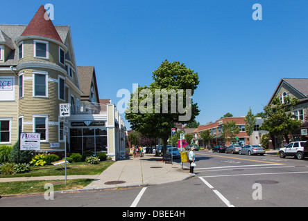 Elmwood Avenue in Elmwood Village area of Buffalo New York Stock Photo