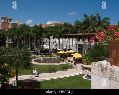 MERRICK PARK SHOPPING MALL CORAL GABLES MIAMI FLORIDA USA Stock Photo