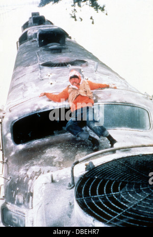 RUNAWAY TRAIN (1985) ERIC ROBERTS, JON VOIGHT, ANDREI KONCHALOVSKY (DIR) RAT 001 MOVIESTORE COLLECTION LTD Stock Photo