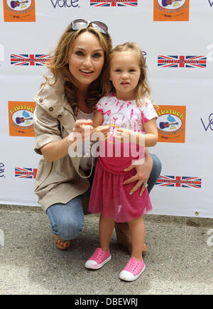 Giada de Laurentiis and daughter Jade Hudson Jeans Sponsors the 5th Annual Kidstock to Benefit One Voice Scholars Program held at The Greystone Mansion Beverly Hills, California - 05.06.11 Stock Photo