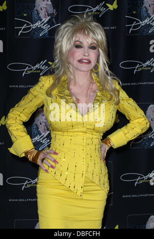 Dolly Parton returns to the CMA Music Festival at Nashville Convention Center Nashville Nashville, Tennessee - 11.06.11 Stock Photo