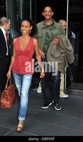 Will Smith and Jada Pinkett Smith outside their midtown hotel in New York City New York City, USA - 13.06.11 Stock Photo