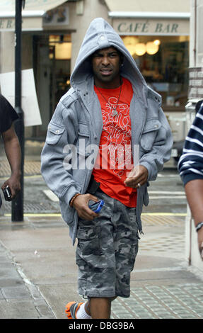 Ginuwine aka Elgin Baylor Lumpkin arrives at the BBC Radio One studios London, England - 20.06.11 Stock Photo