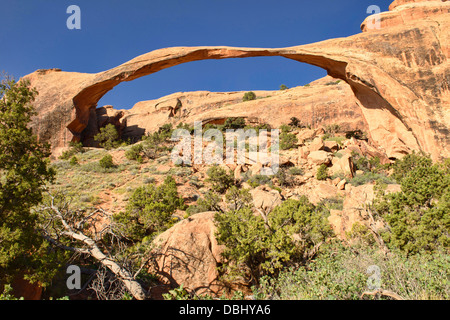 Landscape Arch, one of the world's longest natural bridges, Arches National Park, Utah Stock Photo