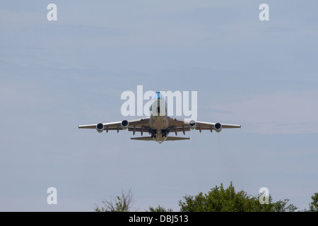 Air Force One on take off from Chattanooga, Tennessee Stock Photo - Alamy