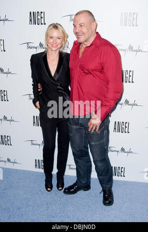Naomi Watts and Thierry Mugler Eva Mendes reveals her new campaign for Angel by Thierry Mugler - Arrivals New York City, USA - 23.06.11 Stock Photo