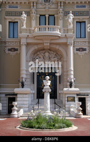 General view of Monaco during the civil ceremony of the Royal Wedding of Prince Albert II of Monaco to Charlene Wittstock at the Prince's Palace of Monaco    Monte Carlo, Monaco - 01.07.11 Stock Photo