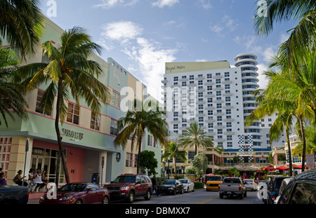 Art deco restaurants and hotels of Ocean Drive in South Beach, Miami, Florida.  Royal Palm and the Drake hotels can be seen Stock Photo