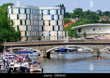 Maidstone, Kent, England, UK. Annual Maidstone River Festival (July 27th 2013) Bridge and Travelodge Hotel / River Medway Stock Photo