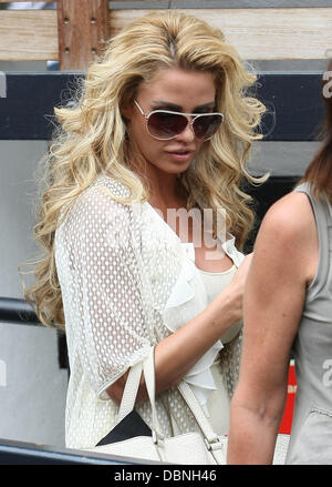 Katie Price at the ITV studios London, England - 29.07.11 Stock Photo