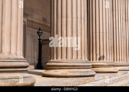 Neoclassical colonnade, St George's Hall, Liverpool, UK Stock Photo