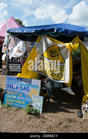 Balcombe, West Sussex, UK. 03rd Aug, 2013. Protest banners and tent against Fracking and Cuadrilla's exploratory drilling for oil and gas in Balcombe, Sussex, Credit:  Prixnews/Alamy Live News Stock Photo
