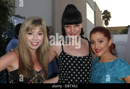 Jennette McCurdy, Pauley Perrette, Ariana Grande The 2011 Angel Awards Held at Project Angel Food Hollywood, California - 20.08.11 Stock Photo