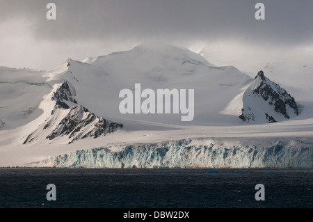 Huge snow field in the Half Moon Bay, South Shetland Islands, Antarctica, Polar Regions Stock Photo