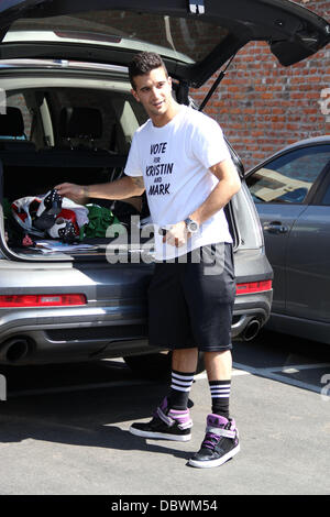 Mark Ballas 'Dancing with the Stars' celebrities outside the dance rehearsal studios Los Angeles, California - 06.09.11 Stock Photo