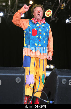 CBeebies star Mr Tumble - aka Justin Fletcher - at Camp Bestival, Lulworth Castle, Dorset - August 3rd 2013 Credit:  KEITH MAYHEW/Alamy Live News Stock Photo