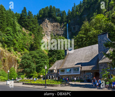 Multnomah Falls, Columbia River Gorge, Multnomah County, Oregon, USA Stock Photo